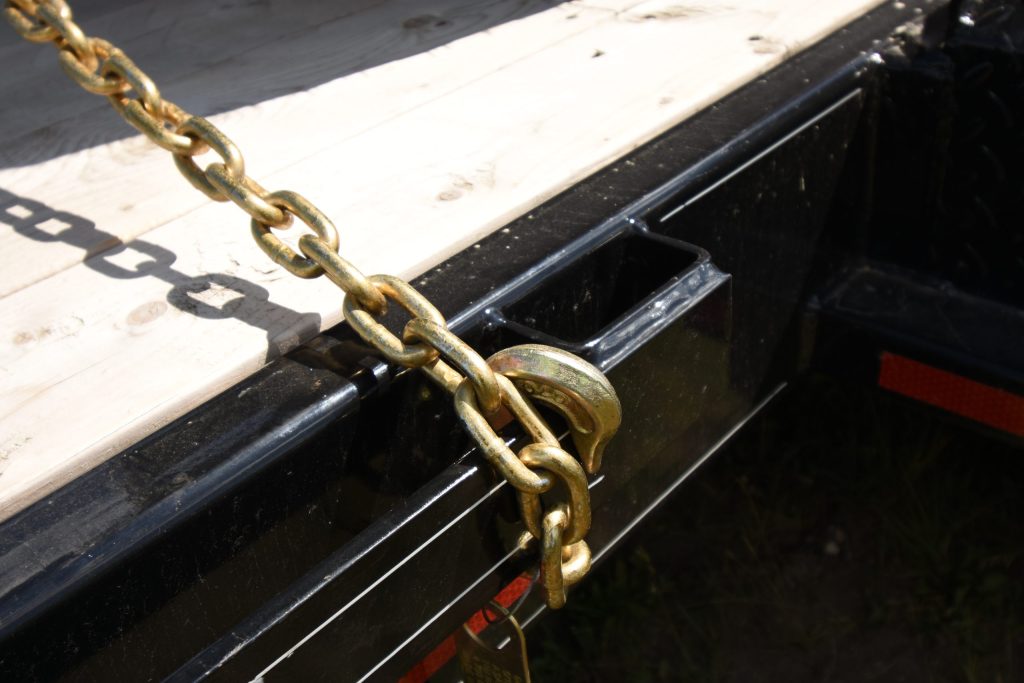 Heavy Duty Hauling Parts and Accessories: Chains