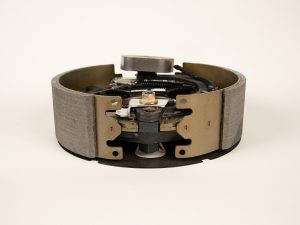 Dexter brake assembly TPP-640-0282 for trailer axle systems, designed to provide reliable stopping power and consistent braking performance for safe towing.