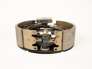 Dexter brake assembly TPP-640-0039 for trailer axle braking systems, designed to deliver reliable stopping power and consistent braking performance for safe towing.